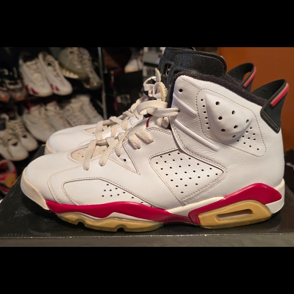 Air Jordan 6 Retro - Picture 3 of 8